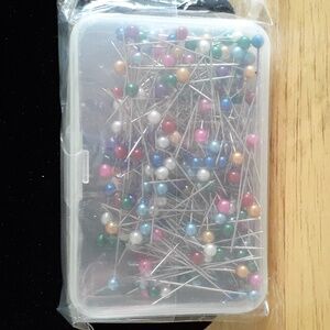 NWT 250 Piece Box Pearlized Decorative Headpins TT118